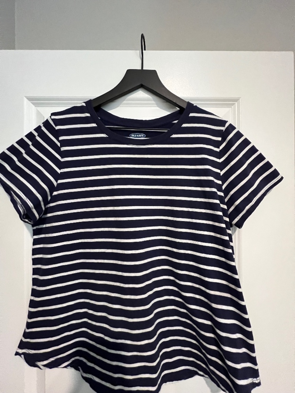 Old Navy T-Shirt